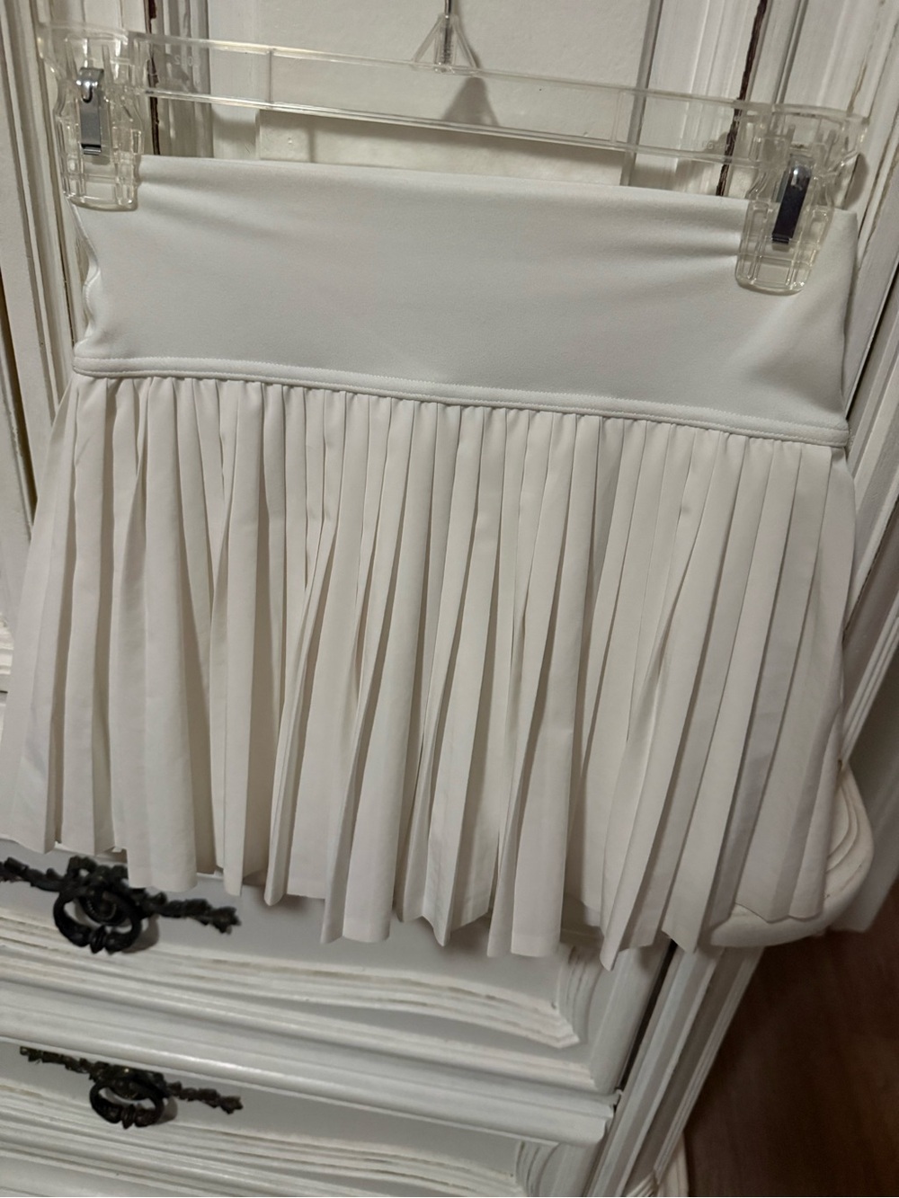 Artie Offline Pleated White Women's Skirt